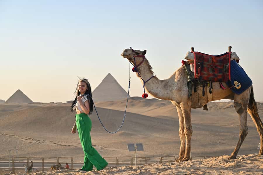 Hurghada Day Trip to Giza Pyramids, Sphinx, Museum and lunch - Hurghada-to-Cairo logistics: the early pickup and long, real travel day
