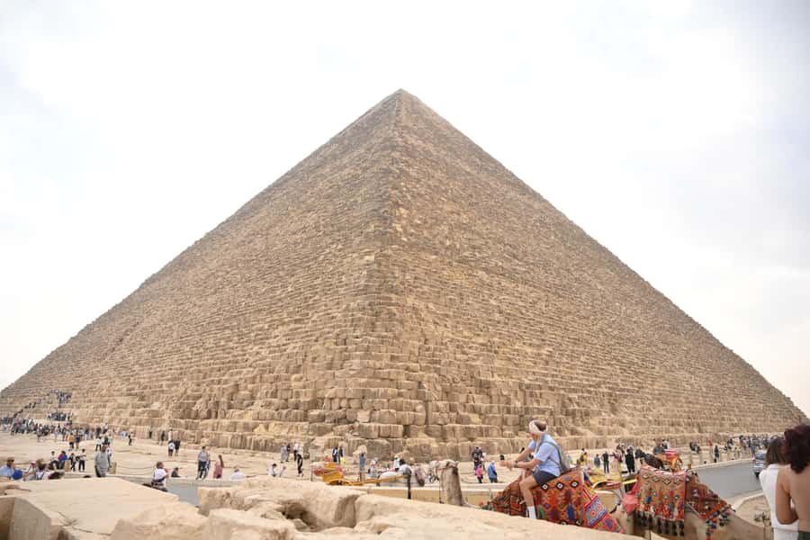 Hurghada Day Trip to Giza Pyramids, Sphinx, Museum and lunch - Price and logistics: does $93 deliver value?