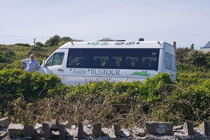Inis Mór (Aran Islands) Day Trip: Return Ferry from Rossaveel, Galway - Food, pubs, and shopping: what to do once the ferry drops you off