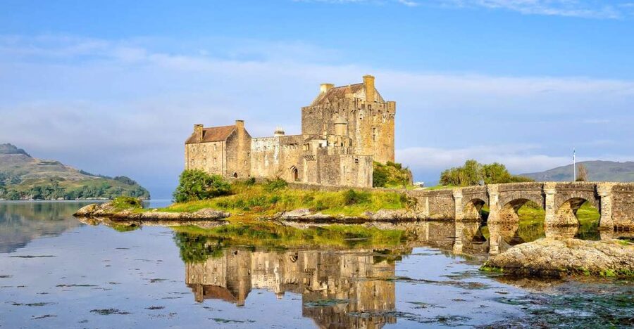 Inverness: Isle of Skye and Eilean Donan Castle Day Trip - Eilean Donan Castle: movie set vibes with real photo-and-walk time