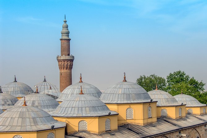 Istanbul: Bursa and Uludag Mountain Day Trip with Cable Car - The Green Mosque and Green Tomb: Bursa’s Best-Value Stops