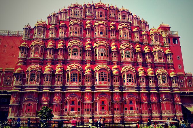 Jaipur Pink City Private Day Trip from Delhi with transfer - City Palace: patterned gardens, museum space, and time to breathe
