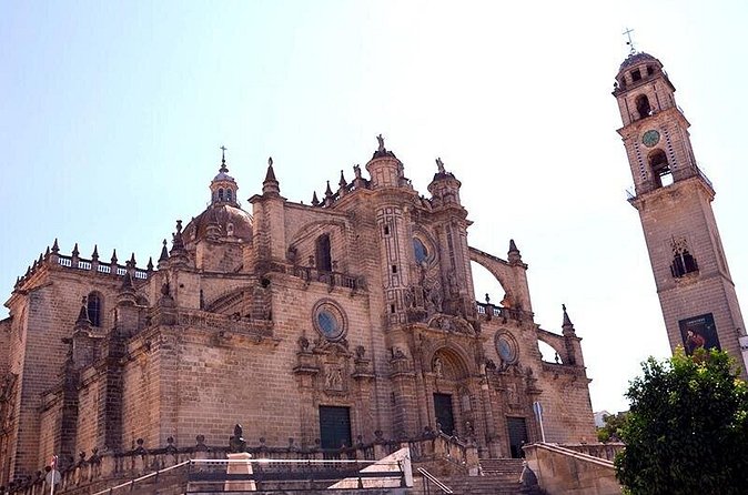 Jerez and Cadiz Day Trip from Seville - Cádiz: free wandering time plus a panoramic coach sweep