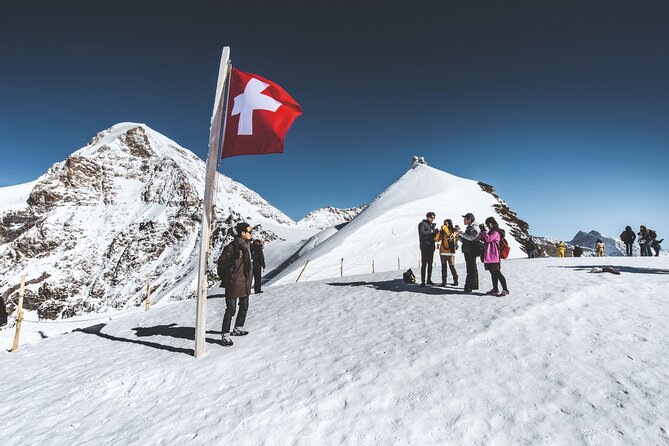 Jungfraujoch Day Trip from Lucerne with Eiger Express Gondola - Interlaken and the Grindelwald connection: breaks that help, not distract