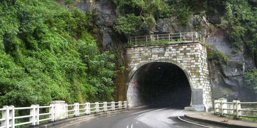 Kandy: Nuwara Eliya Day Trip - Ramboda waterfall country: the part you’ll remember in photos