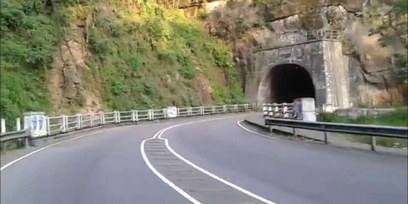 Kandy: Nuwara Eliya Day Trip - Nuwara Eliya Post Office and Gregory Lake: the little-town breaks