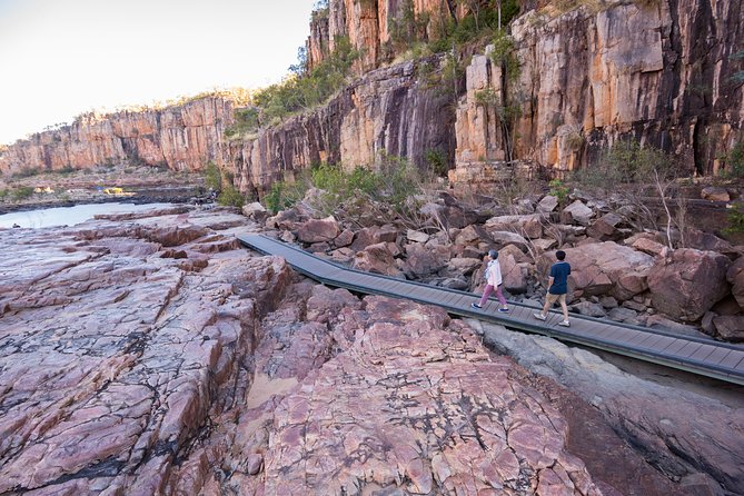 Katherine Day Tour from Darwin including Katherine Gorge Cruise - The 6:00am start from Darwin (and why it makes sense)