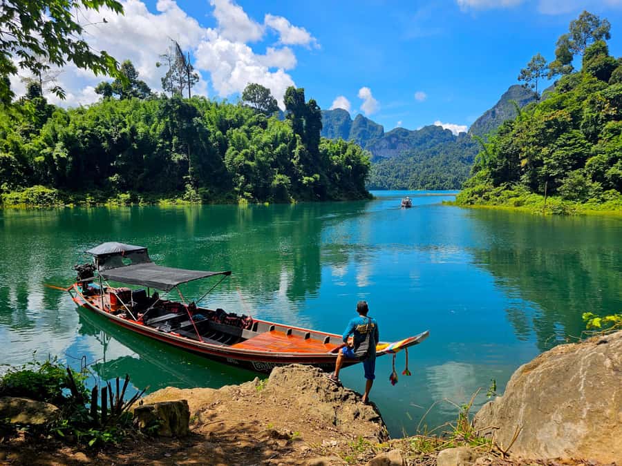 Khao Lak: Private Day Trip Khao Sok with Boat Tour & Lunch - Cheow Lan Lake: longtail boat sightseeing, Three Brothers, and wildlife chances