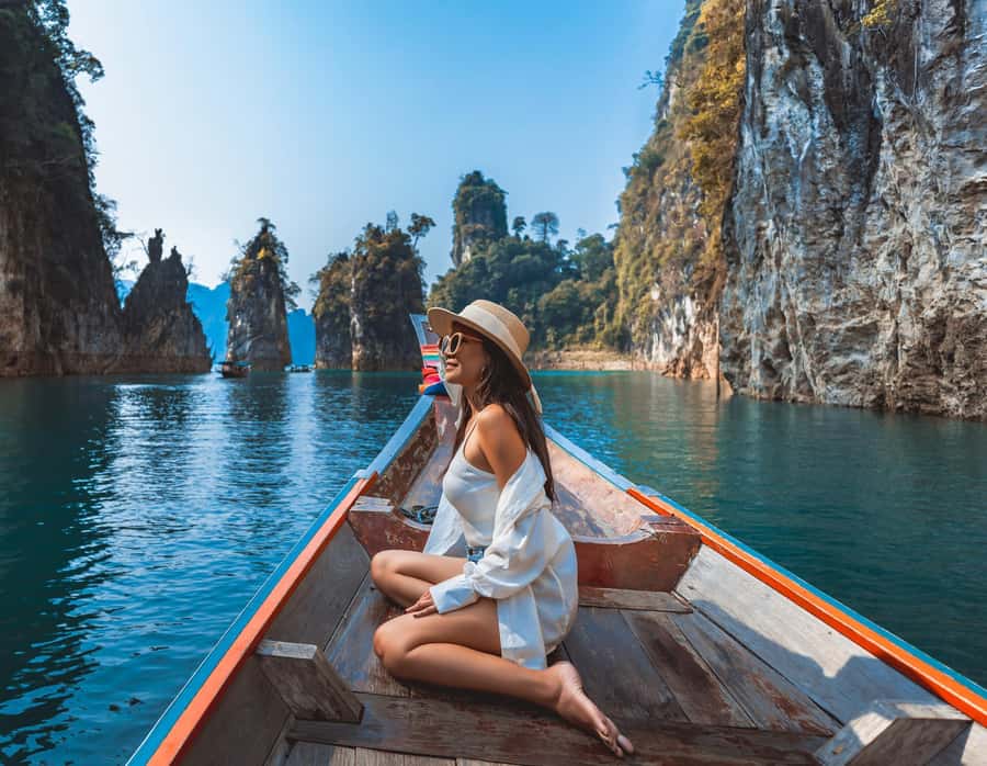 Khao Lak: Private Day Trip Khao Sok with Boat Tour & Lunch - Pra Kie Phet (Diamond) Cave: short, spooky-fun, and not fully optional
