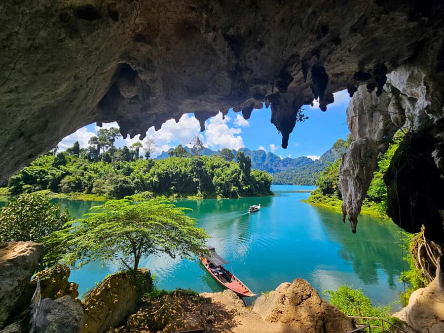 Khao Lak: Private Day Trip Khao Sok with Boat Tour & Lunch - Rain, heat, and the longtail roof: how to stay comfortable