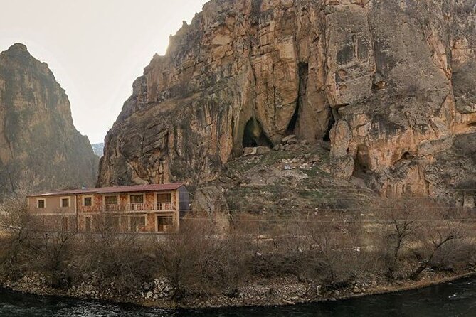 Khor Virap, Noravank & Birds' Cave Day Trip with Wine Tasting - Armenian Food Break: What to Expect When Lunch Isn’t Included