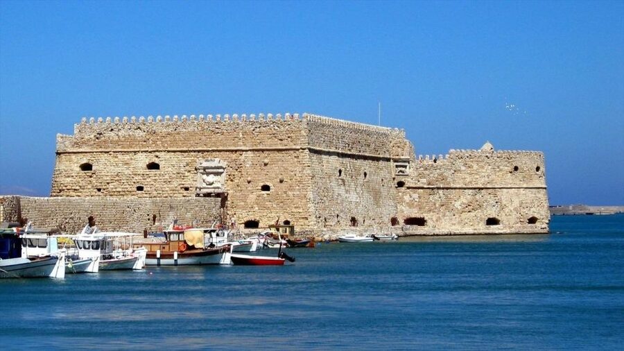 Knossos Palace & Heraklion Full-Day Tour from Chania Area - Heraklion Free Time: Lunch, Shops, and a Flexible Walk Through the Capital