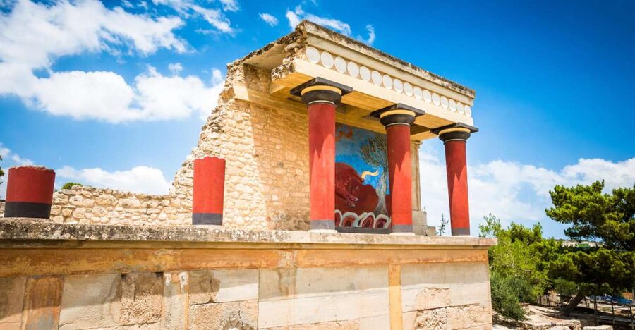 Knossos Palace & Heraklion Full-Day Tour from Rethymno Areas - Rethymno to Knossos: why this bus trip works