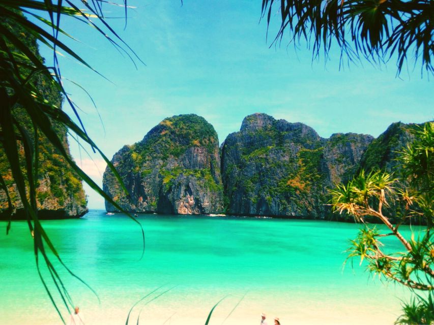 Ko Lanta: Phi Phi Day Trip by Speed Boat - Monkey Bay snorkeling: gear included, but conditions can change