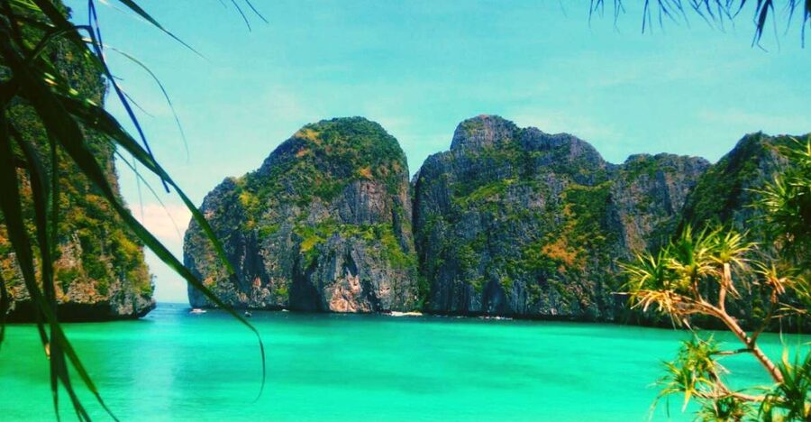 Ko Lanta: Phi Phi Day Trip by Speed Boat - Phi Phi Don: a short island break plus shopping and viewpoints