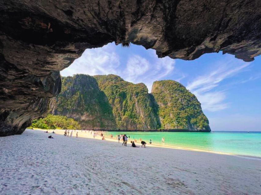 Ko Lanta: Phi Phi Day Trip by Speed Boat - Speed boat comfort, crowding, and sea-sickness reality