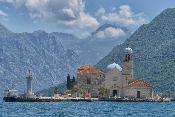 Kotor Bay Day Trip from Dubrovnik with Boat Ride to Lady of the Rock - 6:40 am Pickup at Pile Gate: How to Start Without Hating Your Life
