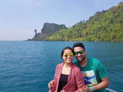 Krabi: 4 Islands Day Trip by Speedboat Including Lunch Box - Railay-area start and Thale Waek: sandbar time on a moving schedule