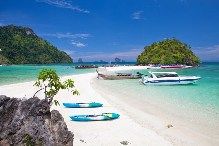 Krabi: 4 Islands Day Trip by Speedboat Including Lunch Box - Chicken Island: snorkeling with an easy-to-love atmosphere