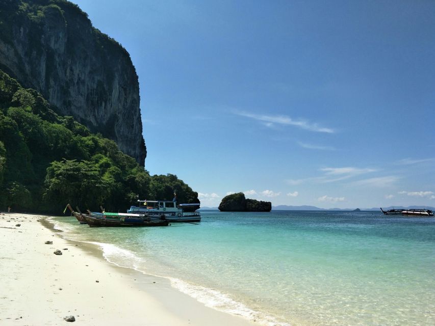 Krabi: 4 Islands Day Trip by Speedboat Including Lunch Box - Poda Island: white sand, lunch box, and reef-friendly swim time