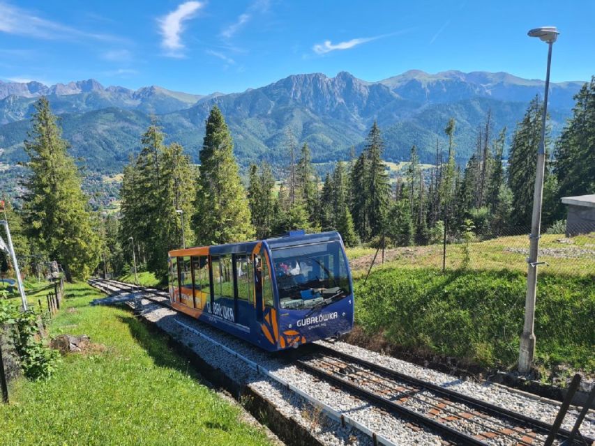 Krakow: Zakopane, Funicular, Cheese, and Highland Day Trip - Timing, comfort, and what to pack for Tatras weather swings