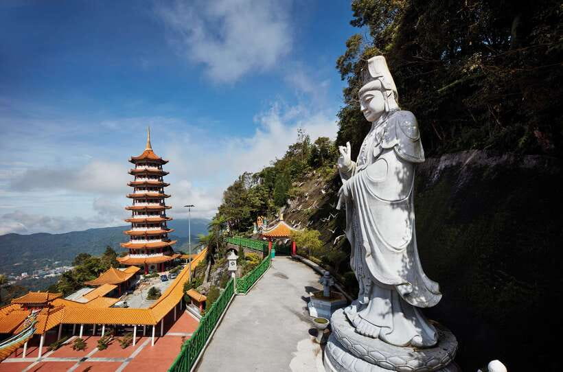 Kuala Lumpur: Genting Highlands & Batu Caves Day Trip - Genting Highlands Free Time: Casino Resort, Theme Parks, and Shopping