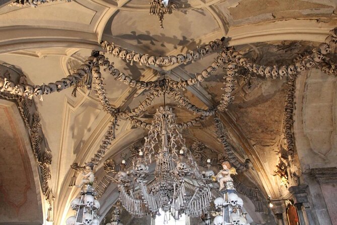Kutna Hora Day Trip from Prague - Getting to Kutná Hora from Prague: what the 6 hours really feels like