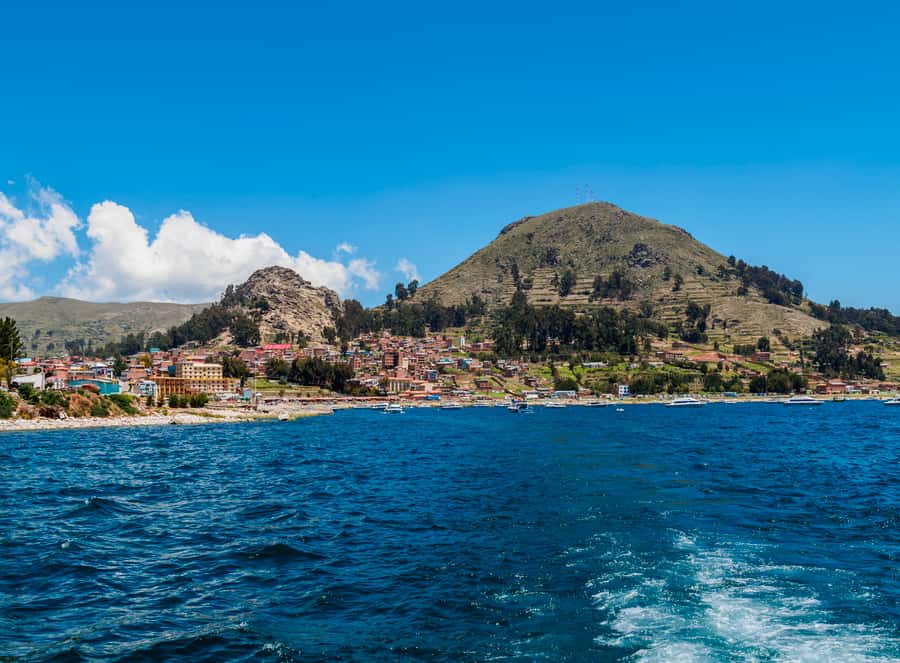 La Paz: Full Day Trip to Copacabana and Isla del Sol - Key things you’ll notice fast