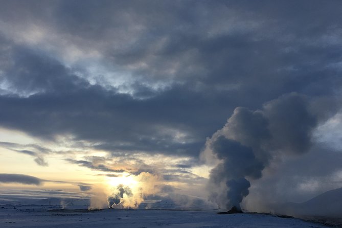 Lake Myvatn and Godafoss Waterfall Day Tour from Akureyri - How This Akureyri Day Tour Fits Together