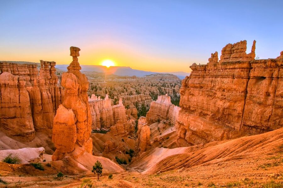 Las Vegas: Grand Canyon, Zion and Monument Valley 3-Day Tour - Bryce Canyon’s hoodoos and the campground night you’ll remember