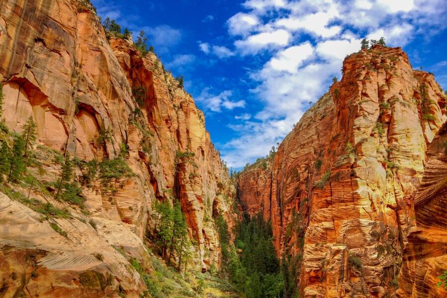 Las Vegas: Grand Canyon, Zion and Monument Valley 3-Day Tour - Who should book this tour