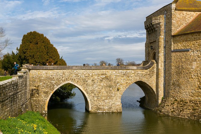 Leeds Castle, Cliffs of Dover and Canterbury Day Trip from London with Guided Cathedral Tour - Who should book this day trip from London