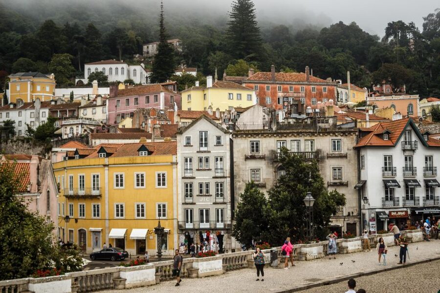 Lisbon: Regaleira, Sintra, Cape Rock & Cascais Day Trip - Sintra Town Time: See the Big Names, Then Use Free Time Smartly
