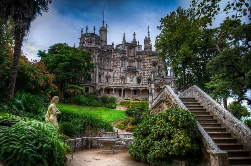 Lisbon: Sintra, Pena Palace, Regaleira & Monserrate Day Trip - Top reasons this Sintra palace day trip works