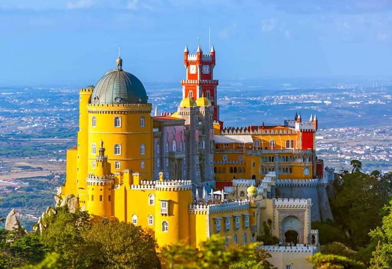 Lisbon: Sintra, Pena Palace, Regaleira & Monserrate Day Trip - From Lisbon pickup to Sintra: why the transfers matter