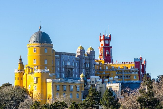 Lisbon: Sintra Private Day Trip with Pena Palace & Wine Tasting - Key highlights at a glance
