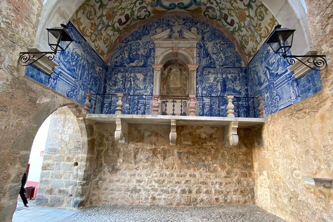 Lisbon to Fatima/Batalha/Nazare & Obidos guided tour 8pax group - Batalha Monastery: Gothic Portugal in a tight window