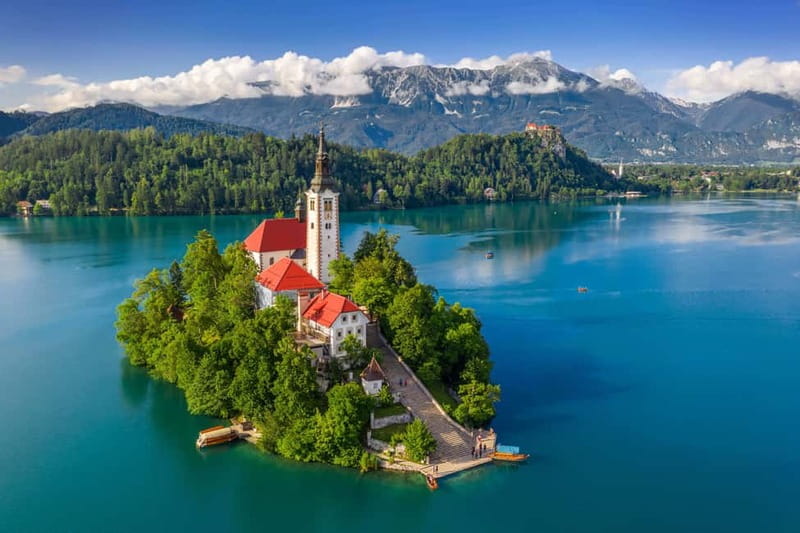 Ljubljana: Lake Bled & Triglav National Park Full-Day Trip - Entering the day: pickup, van comfort, and the route mood