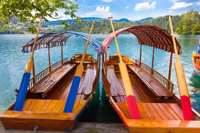 Ljubljana: Lake Bled & Triglav National Park Full-Day Trip - Lake Bled: why this stop works even when it’s busy