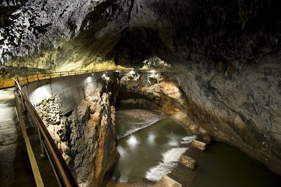 Ljubljana: UNESCO-Listed Škocjan Caves and Piran Day Trip - Škocjan Cave Visit: what the 1.5 hours feels like on your legs
