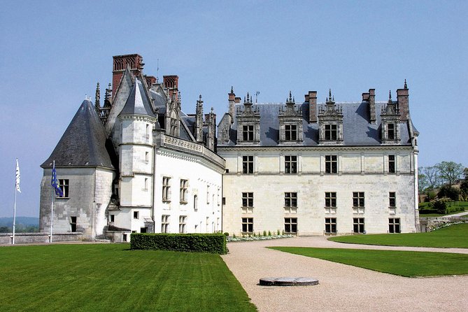 Loire Valley Castles Small-Group Day Trip from Paris - Chambord at First Light: 1h10 in the Castle That Everyone Wants