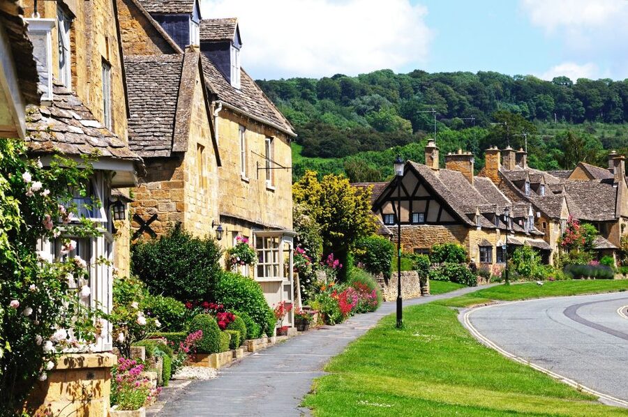 London: Oxford, Stratford, Cotswolds, and Warwick Day Trip - Comfort Tips That Make a Big Difference