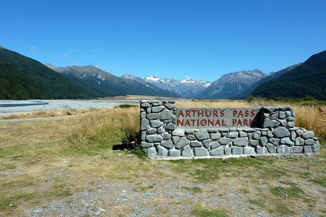 Lord of the Rings, Journey to Edoras Day Tour from Christchurch - The guides make or break the day: Cheryl, Peter, Nick, and Natasha