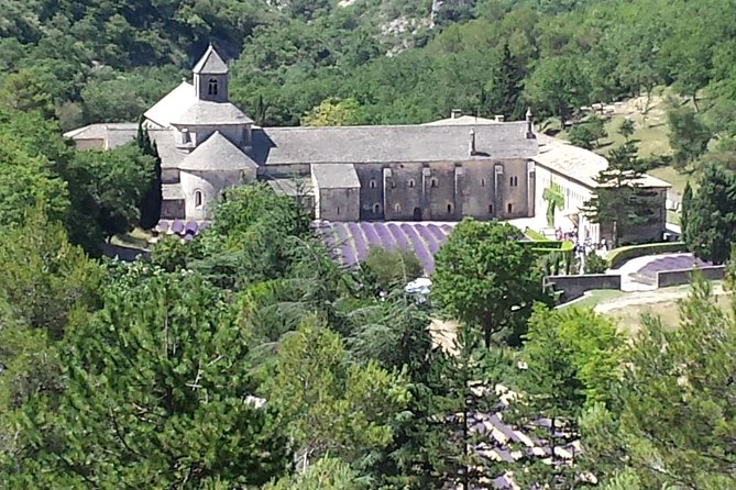 Luberon, Roussillon & Gordes Half-Day Tour from Avignon - Starting in Avignon: Pickup, Drive Time, and the Calm Rhythm