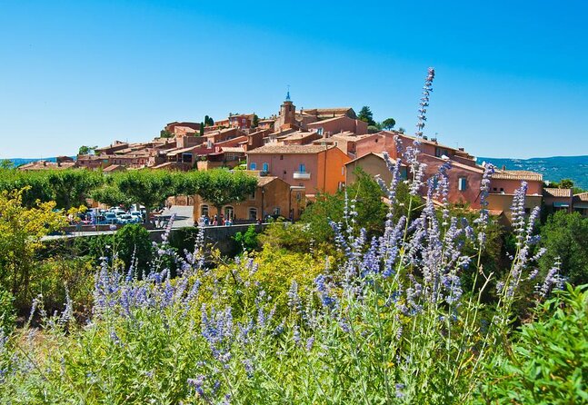Luberon Villages Half-Day Tour from Aix-en-Provence - Gordes: hilltop panoramas and your final hour of freedom
