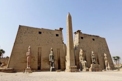Luxor Day Tour from Hurghada - The Ride to Luxor Includes a Café Break (So You Don’t Arrive Wiped)
