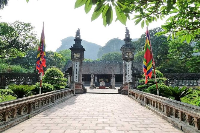 Luxury Ninh Binh: Hoa Lu - Mua Cave - Tam Coc Day Tour from Hanoi - Pickup, transport, and timing: starting smart at 7:30 am