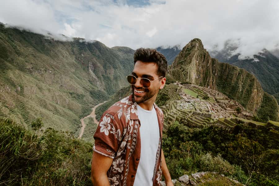 Machu Picchu: Full-Day Tour from Cusco with Optional Lunch - The Bus Up to Machu Picchu: Urubamba Canyon Views