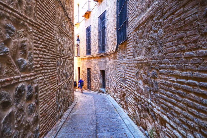 Madrid: 6-Hour Day Trip to Toledo with Guided Walking Tour - Timing Reality Check: Half Day Means Less City, More Travel