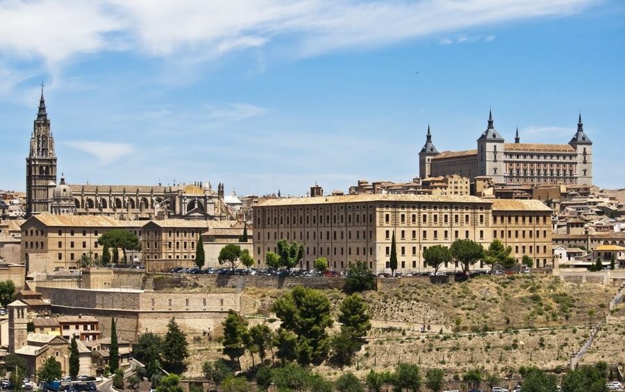 Madrid: Day Trip to Toledo with Walking Tour & Small Group - The Old Jewish Quarter on Foot: Where the Map Becomes Meaning